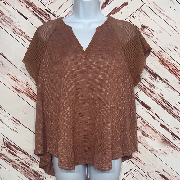 Maurices Tops - NWT Maurice’s swing resort with mesh details